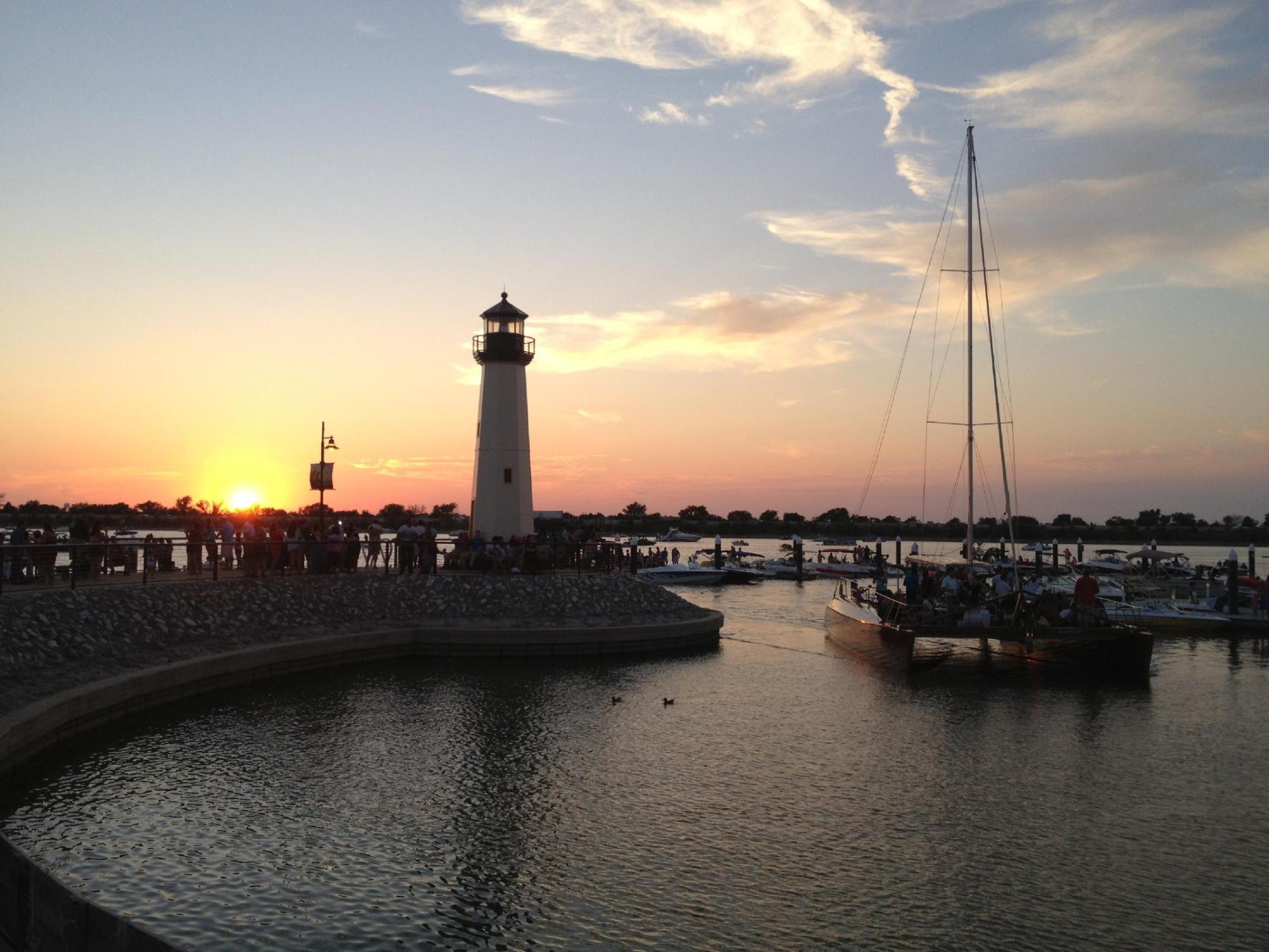 Sail With Scott - Seawolf Catamaran Cruise
